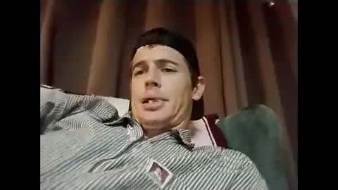 Snapshot of flybuy2525 chatting on 09-29-25, 12:05 flybuy2525 online show from 09-29-25, 12:05