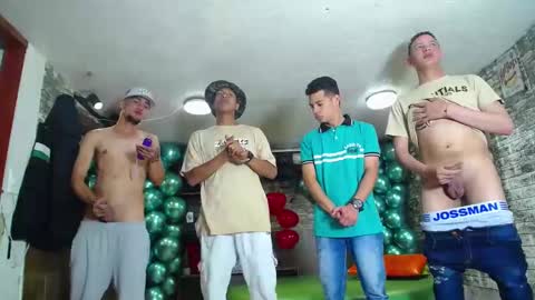 Snapshot of flyckers chatting on 02-22-25, 07:03 flyckers online show from 02-22-25, 07:03