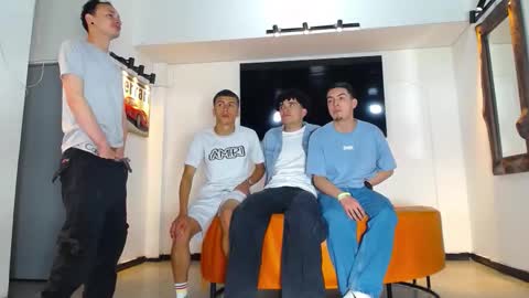 Snapshot of flyckers chatting on 12-14-25, 09:41 flyckers online show from 12-14-25, 09:41