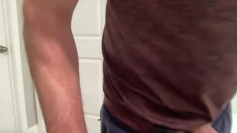 Snapshot of flyersguy84 chatting on 01-13-26, 04:23 Average Joe online show from 01-13-26, 04:23