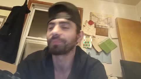 Snapshot of flyyguy69 chatting on 11-18-25, 06:29 flyyguy69 online show from 11-18-25, 06:29