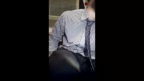 Snapshot of flyyguy69 chatting on 12-20-25, 04:41 flyyguy69 online show from 12-20-25, 04:41