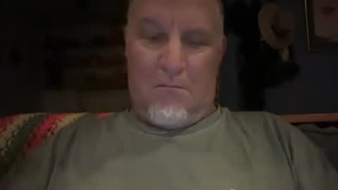Snapshot of fnkywht60smthng_ chatting on 07-10-26, 11:24 fnkywht60smthng_ online show from 07-10-26, 11:24