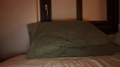 Snapshot of fnmle chatting on 12-14-24, 06:30 Drew online show from 12-14-24, 06:30