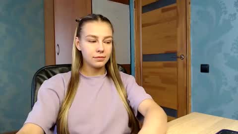 Snapshot of fofhcf chatting on 02-07-25, 10:08 Molli  Ready for any play with you. Hottest show in pvt  Help a student earn big tokens  online show from 02-07-25, 10:08