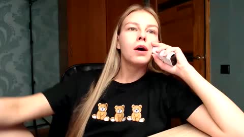 Snapshot of fofhcf chatting on 02-10-25, 06:56 Molli  Ready for any play with you. Hottest show in pvt  Help a student earn big tokens  online show from 02-10-25, 06:56