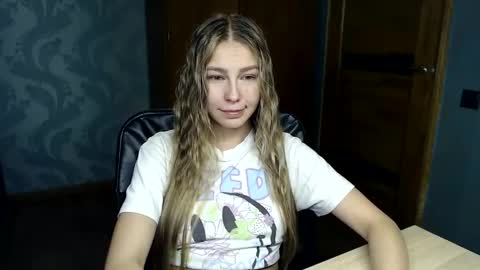 Snapshot of fofhcf chatting on 02-26-25, 11:37 Molli  Ready for any play with you. Hottest show in pvt  Help a student earn big tokens  online show from 02-26-25, 11:37