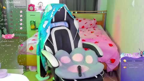 folinskaayaa online show from 12-16-25, 05:56