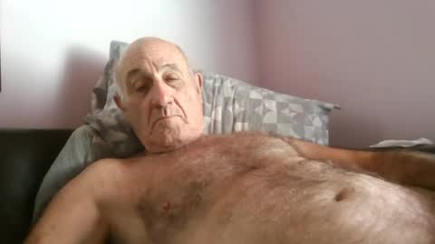 Snapshot of follador1001 chatting on 06-21-26, 11:13 follador1001 online show from 06-21-26, 11:13