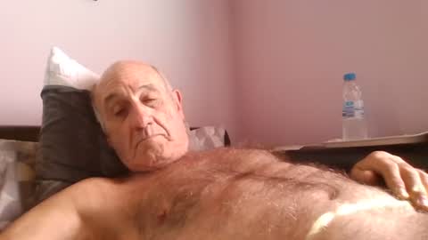 Snapshot of follador1001 chatting on 07-06-26, 01:30 follador1001 online show from 07-06-26, 01:30