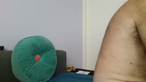 Snapshot of follador1001 chatting on 07-25-26, 08:01 follador1001 online show from 07-25-26, 08:01