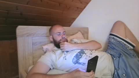 Martin Grob online show from 06-08-26, 06:52