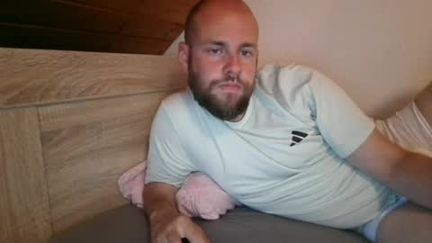 Martin Grob online show from 06-18-26, 09:14