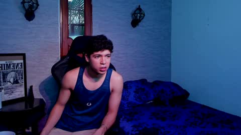 Snapshot of foniland_ chatting on 04-27-26, 02:26 Foni online show from 04-27-26, 02:26