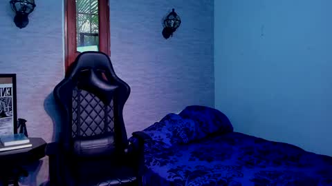Snapshot of foniland_ chatting on 04-30-26, 12:33 Foni online show from 04-30-26, 12:33