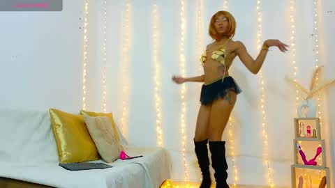 Snapshot of for_mycami chatting on 04-09-26, 12:43 for_mycami online show from 04-09-26, 12:43