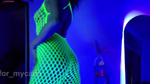 Snapshot of for_mycami chatting on 06-01-26, 12:23 for_mycami online show from 06-01-26, 12:23