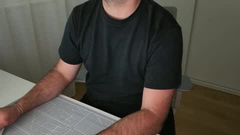 Forbidden Shape online show from 06-08-26, 03:12