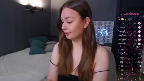 Julia online show from 01-18-26, 09:02