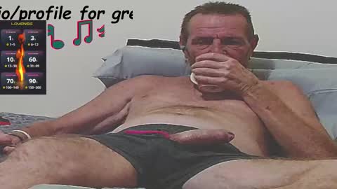 doc online show from 10-14-25, 01:50