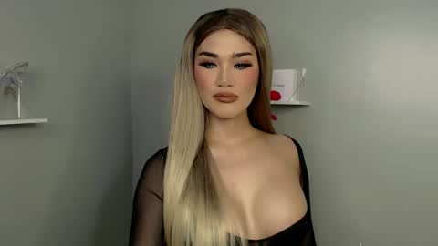 KHATRINA STACIE MARIE online show from 03-10-25, 05:29