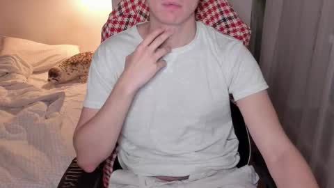 Dean online show from 11-08-25, 04:23