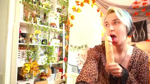 Snapshot of fox_and_dog chatting on 10-01-25, 10:10 Senya subscribe to telegram channel online show from 10-01-25, 10:10