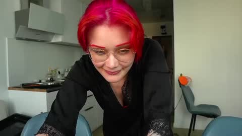 Snapshot of fox_and_dog chatting on 06-18-26, 04:00 Senya subscribe to telegram channel online show from 06-18-26, 04:00