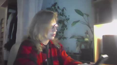 fox_red_lady7 online show from 03-02-25, 03:37