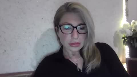 Snapshot of fox_red_lady7 chatting on 02-03-26, 06:57 fox_red_lady7 online show from 02-03-26, 06:57