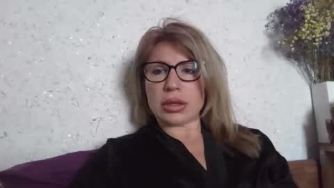 Snapshot of fox_red_lady7 chatting on 03-01-26, 10:17 fox_red_lady7 online show from 03-01-26, 10:17