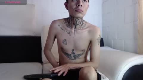 Snapshot of foxbadboy chatting on 06-15-26, 03:58 foxbadboy online show from 06-15-26, 03:58