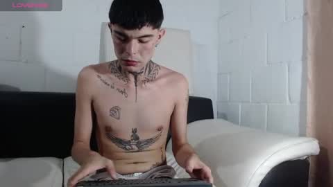 Snapshot of foxbadboy chatting on 07-18-26, 02:05 foxbadboy online show from 07-18-26, 02:05