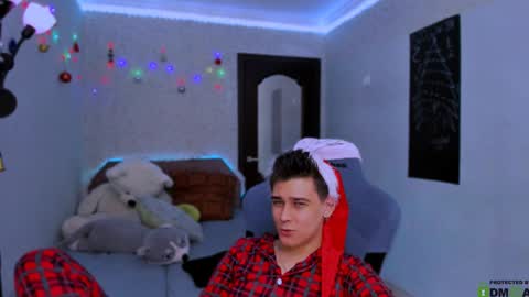 Snapshot of foxicfu chatting on 12-30-24, 03:24 Foxicfu online show from 12-30-24, 03:24