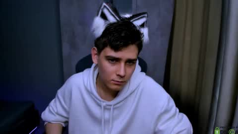 Snapshot of foxicfu chatting on 02-09-25, 09:58 Foxicfu online show from 02-09-25, 09:58