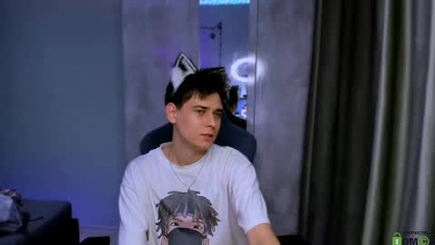 Snapshot of foxicfu chatting on 02-16-25, 03:38 Foxicfu online show from 02-16-25, 03:38