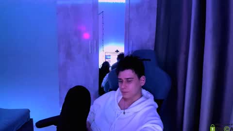 Snapshot of foxicfu chatting on 03-10-25, 03:30 Foxicfu online show from 03-10-25, 03:30