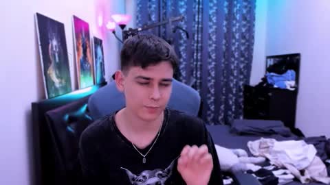 Snapshot of foxicfu chatting on 09-19-25, 05:57 Foxicfu online show from 09-19-25, 05:57