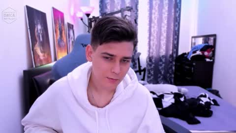 Snapshot of foxicfu chatting on 09-23-25, 10:18 Foxicfu online show from 09-23-25, 10:18