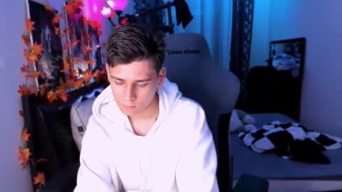 Snapshot of foxicfu chatting on 09-29-25, 06:35 Foxicfu online show from 09-29-25, 06:35