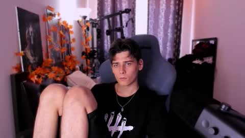 Snapshot of foxicfu chatting on 11-12-25, 09:21 Foxicfu online show from 11-12-25, 09:21