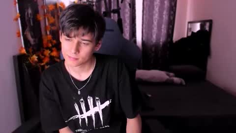 Snapshot of foxicfu chatting on 12-04-25, 08:12 Foxicfu online show from 12-04-25, 08:12