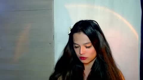 Snapshot of foxli_xx chatting on 10-30-25, 02:13 KITTY online show from 10-30-25, 02:13