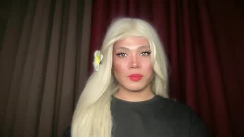 KITTY online show from 04-06-26, 01:01