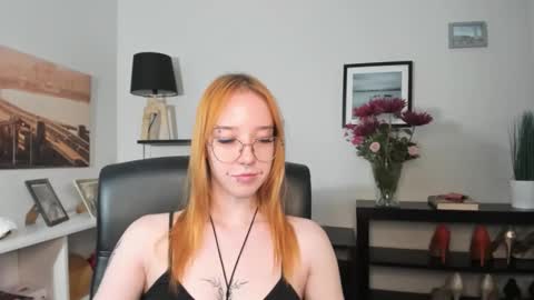 Snapshot of foxsonya chatting on 06-05-26, 05:47 Sonya online show from 06-05-26, 05:47