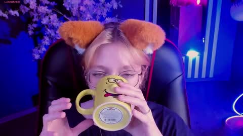 Polly online show from 05-27-26, 05:59