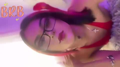 Snapshot of foxxy_angel chatting on 05-16-26, 07:34 Santi online show from 05-16-26, 07:34