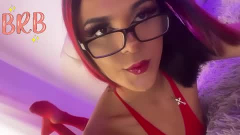 Snapshot of foxxy_angel chatting on 05-16-26, 08:07 Santi online show from 05-16-26, 08:07