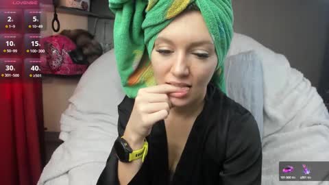 Foxy online show from 02-28-25, 03:26