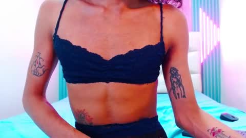 Ella online show from 12-05-25, 03:52